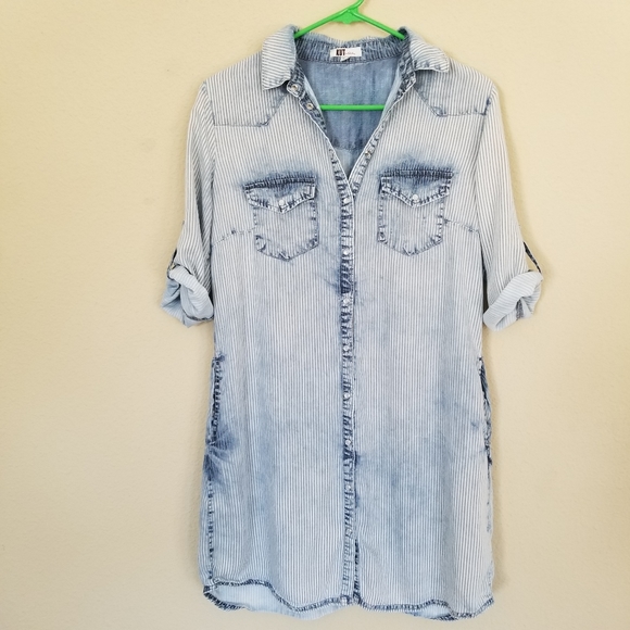 Kut From The Kloth Chambray Casual Shirtdress - Picture 3 of 9